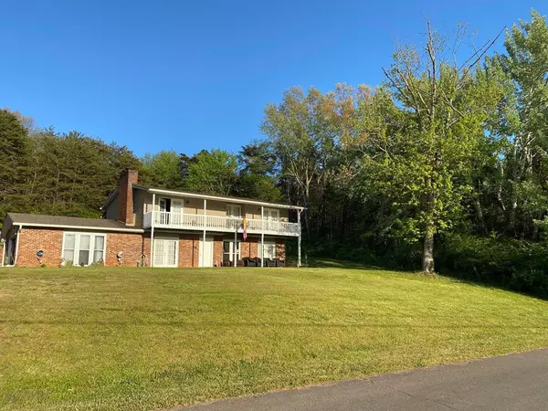 808 Lakewood DR, Jefferson City, TN 37760