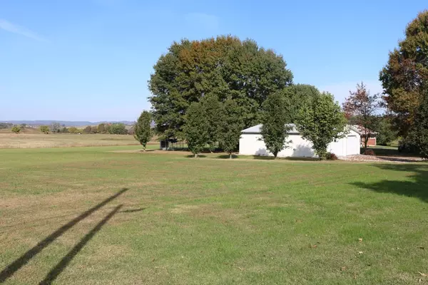 Midway, TN 37809,990 Gravel Woods RD