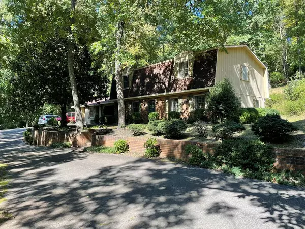 1030 Pine Haven DR,  Morristown,  TN 37814