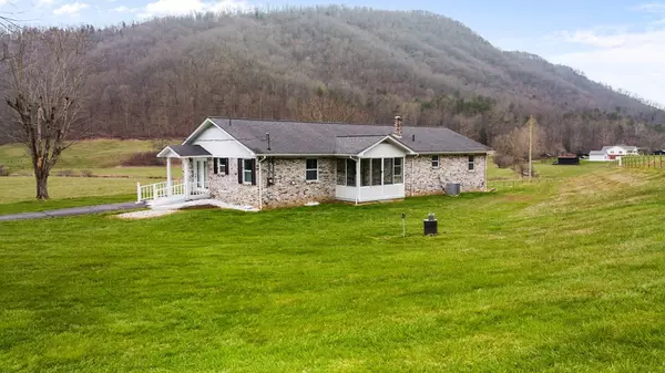 Sneedville, TN 37869,2773 Vardy Blackwater RD