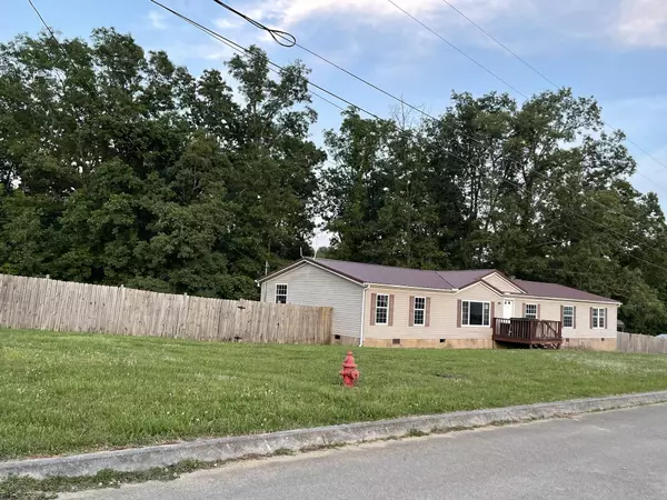 319 Deer Trail DR, Dandridge, TN 37725