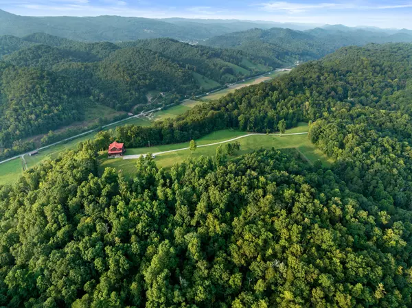 Sneedville, TN 37869,556 Riverbluff Dr