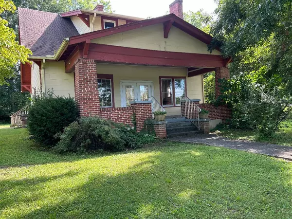 807`E Ellis ST E, Jefferson City, TN 37760