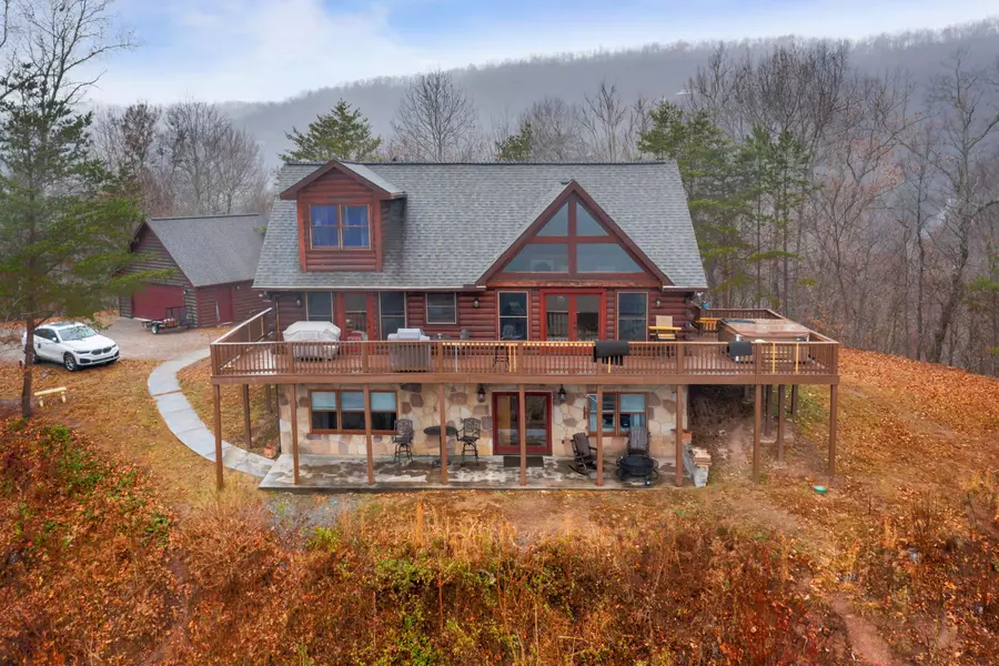 201 Wildcat Hollow RD, New Tazewell, TN 37825