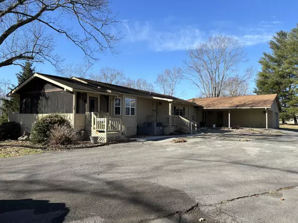 3416 Poplar ST, White Pine, TN 37890