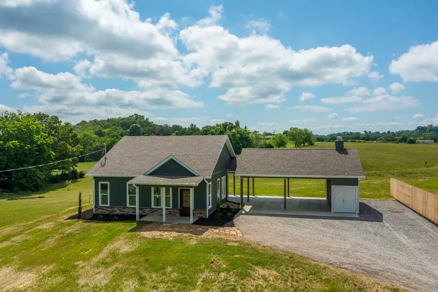 2388 Valley Home Rd, Talbott, TN 37877