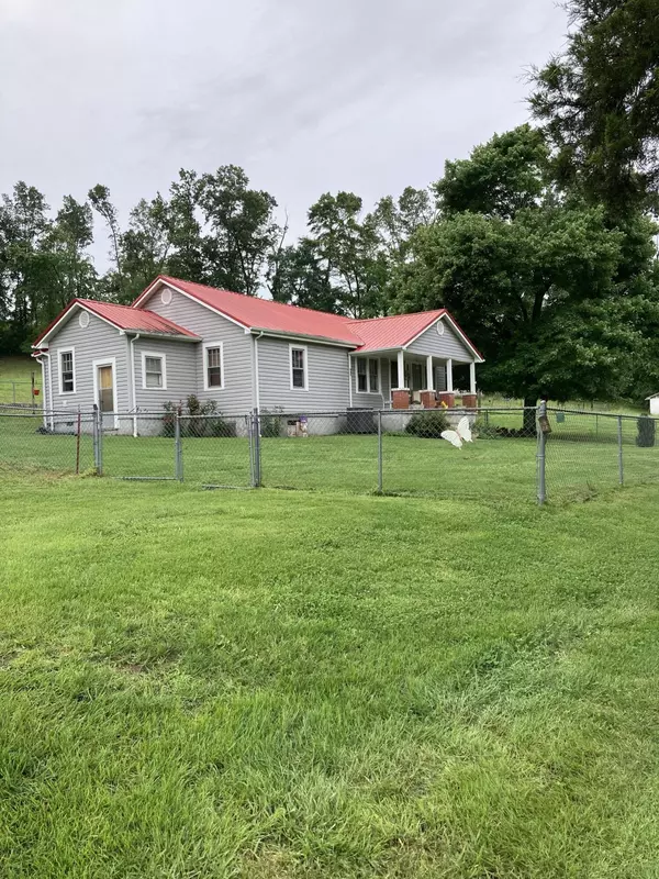 945 Jackson RD, Rutledge, TN 37861