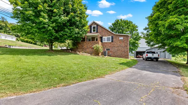 Fall Branch, TN 37656,101 Lovelace DR