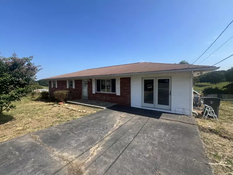 596 Wanda DR, Talbott, TN 37877