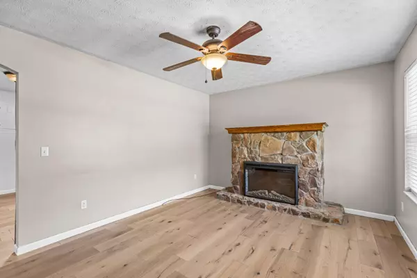 Sneedville, TN 37869,135 Wanola ST