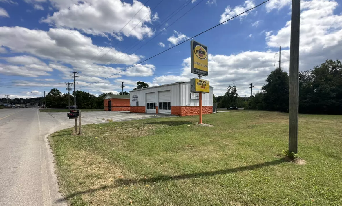 Sweetwater, TN 37874,314 Sweetwater Vonore Rd RD