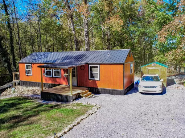 2283 Upper Rinehart Rd, Dandridge, TN 37725