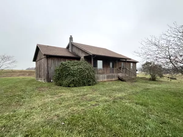 3022 Falcon RD, White Pine, TN 37890