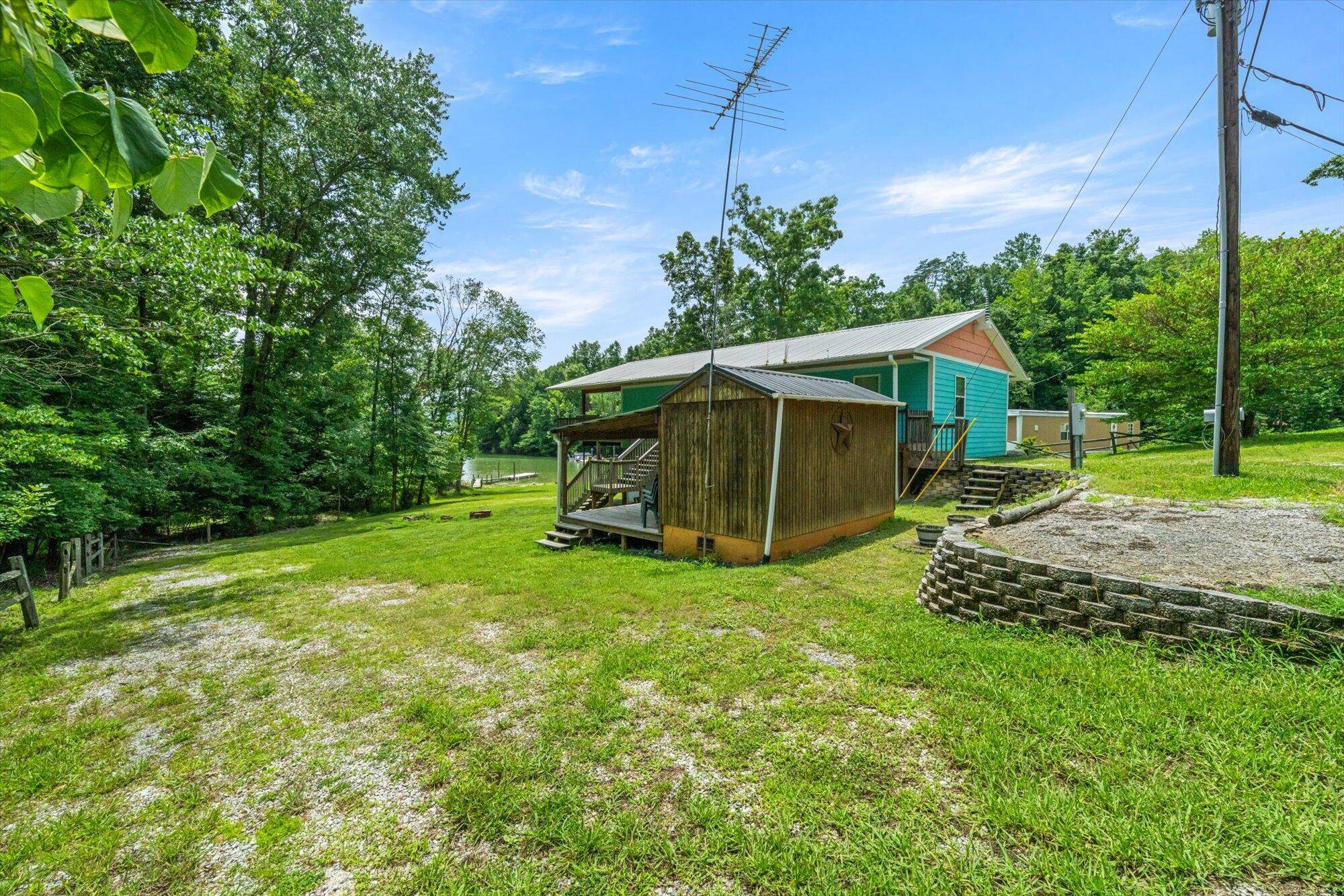 Dandridge, TN 37725,1429 Sunbeam LN