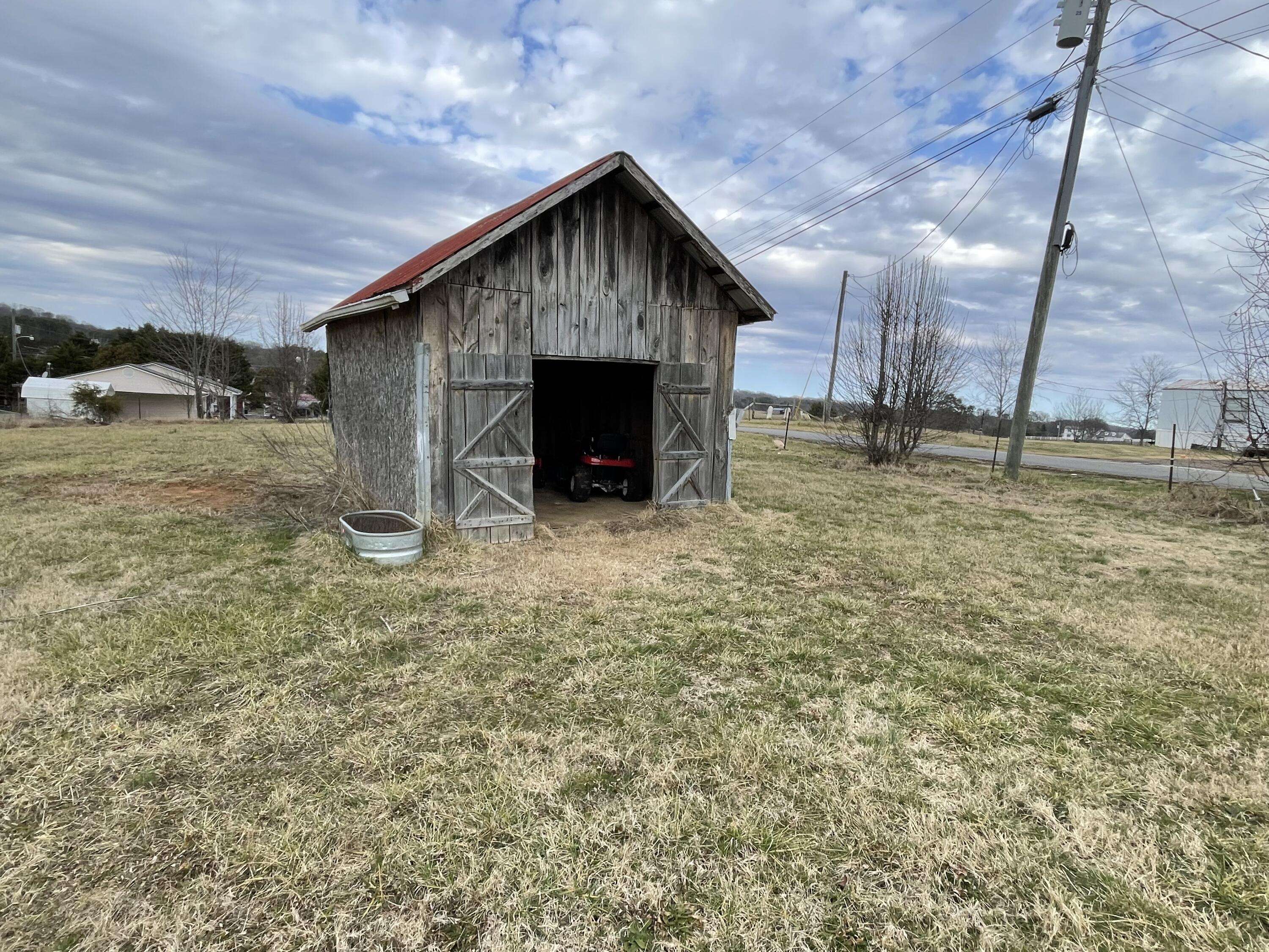 Bulls Gap, TN 37711,2031 Walter