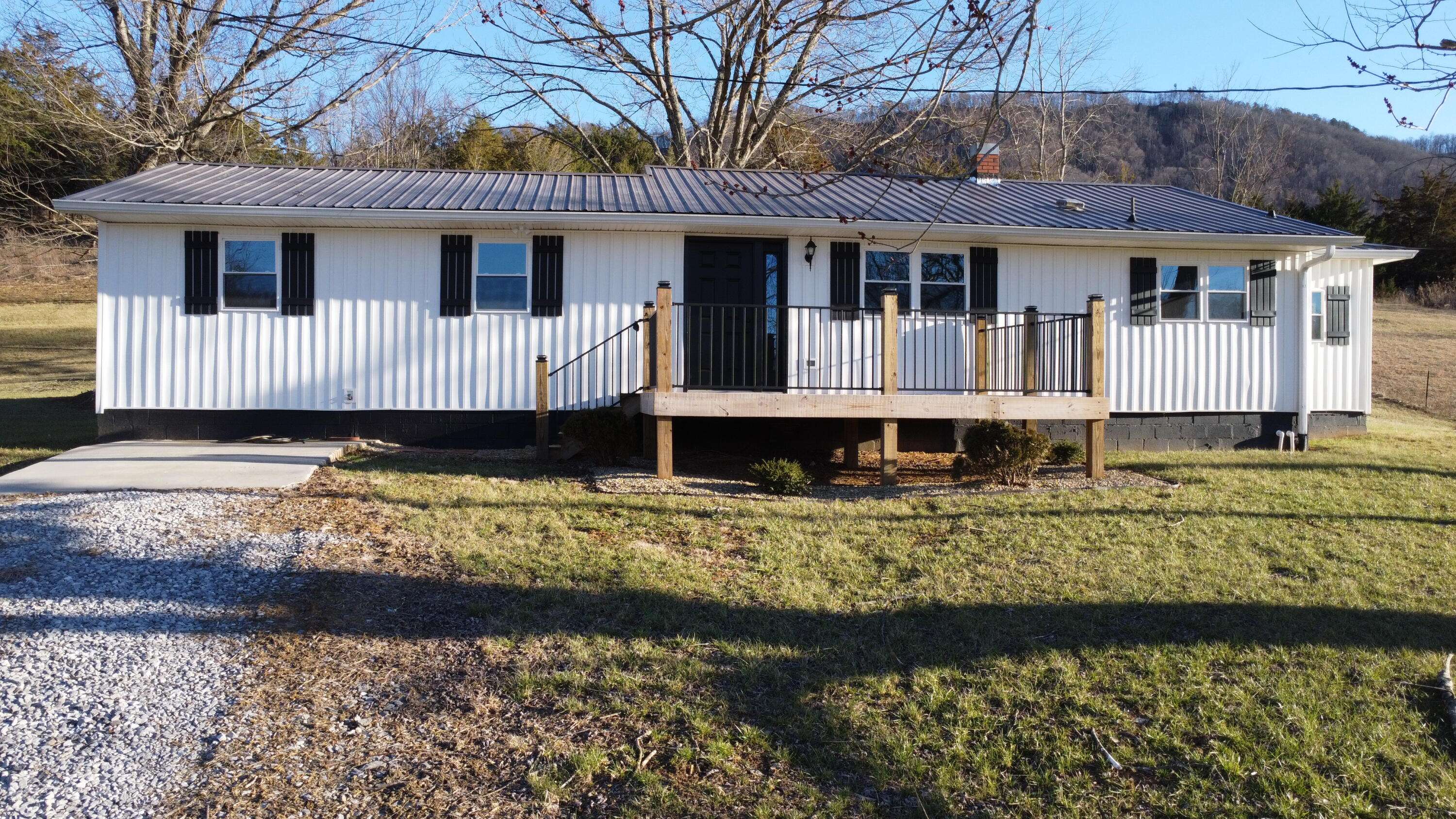 2873 Clinch Valley Rd RD, Treadway, TN 37881