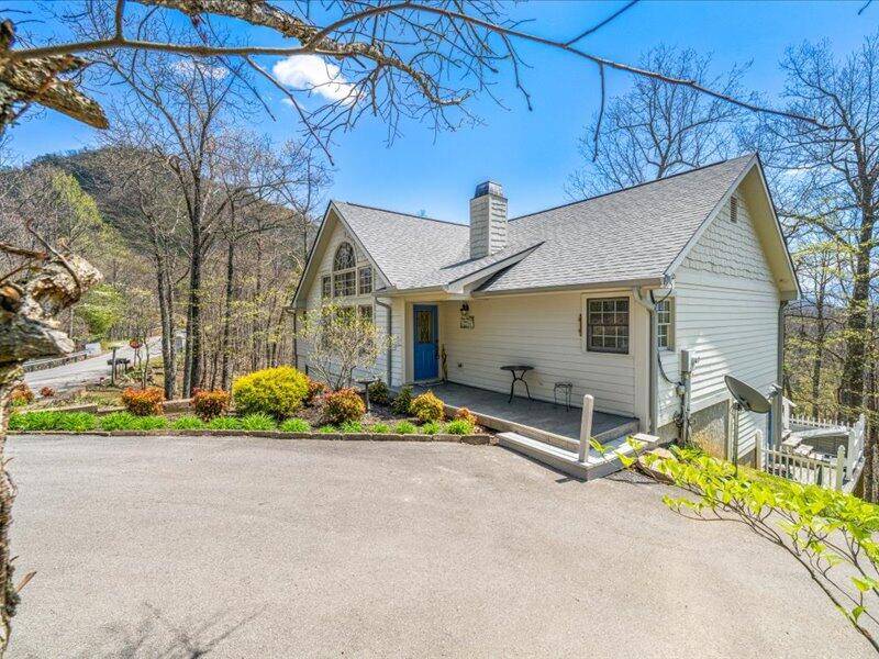 Sevierville, TN 37876,702 John Sevier DR