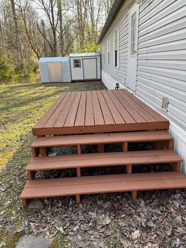 Sneedville, TN 37869,286 Prospect RD