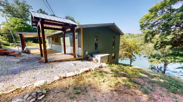 506 Cape Norris RD, New Tazewell, TN 37825