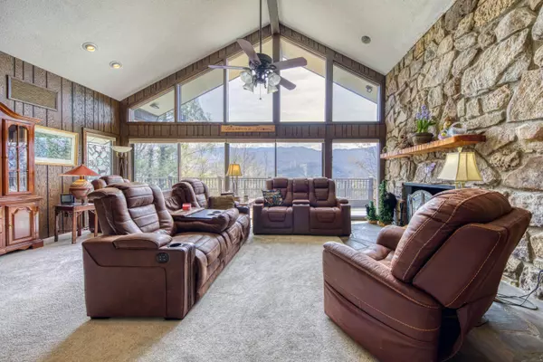 Gatlinburg, TN 37738,647 Sunshine TRL