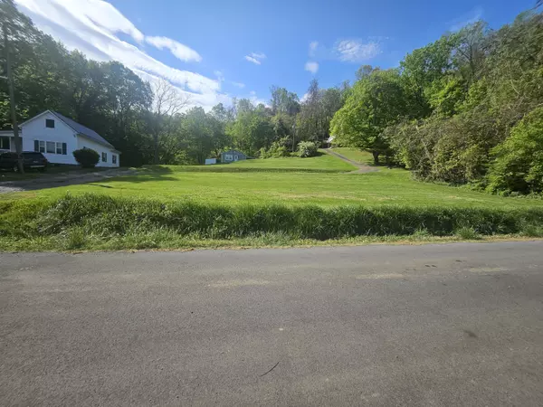 00 College St. ST, Rogersville, TN 37857