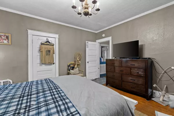 Morristown, TN 37813,323 Pauline AVE