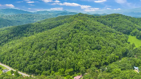 Pigeon Forge, TN 37862,000 Pine Mountain RD