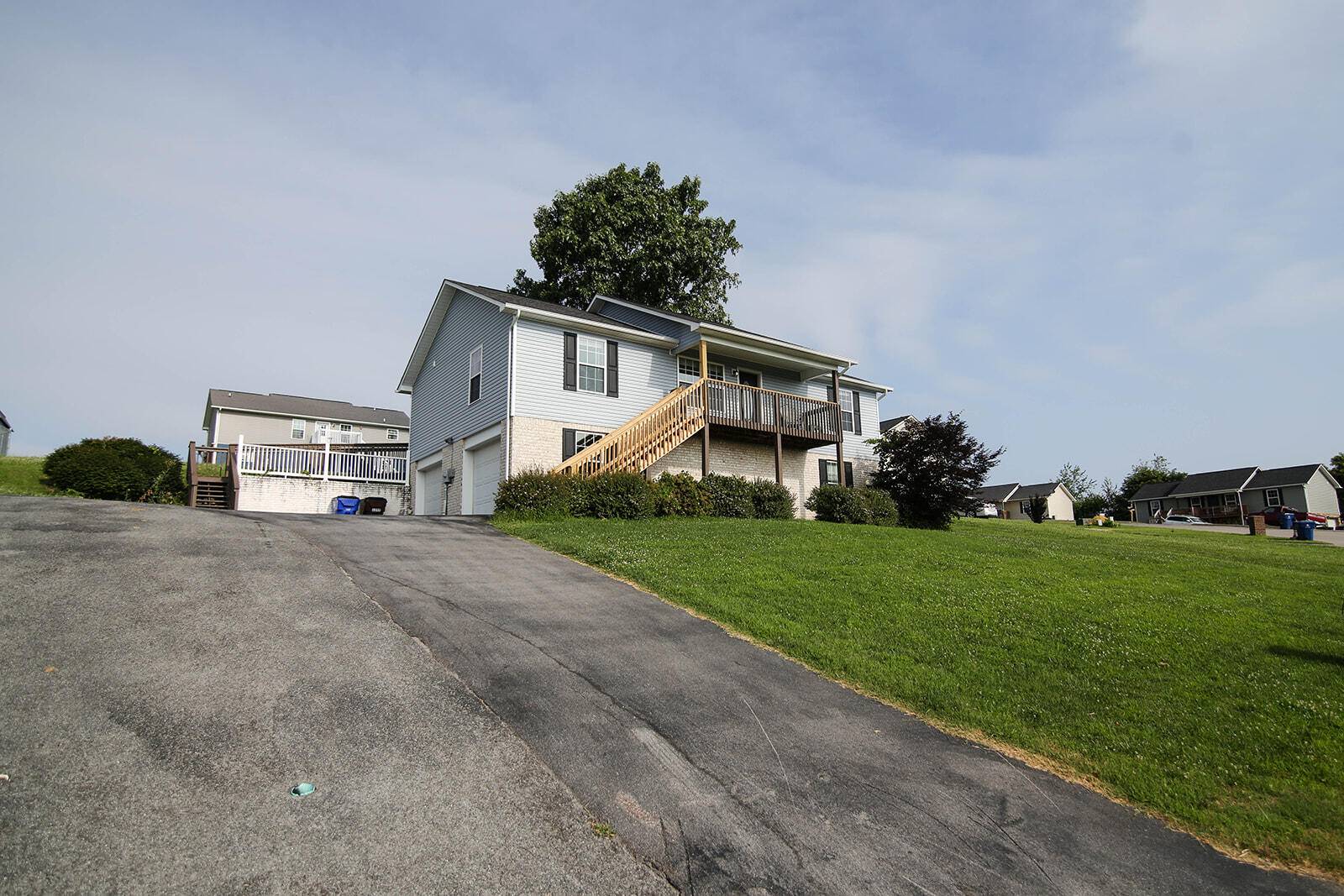 Jefferson City, TN 37760,1255 Jessica LOOP