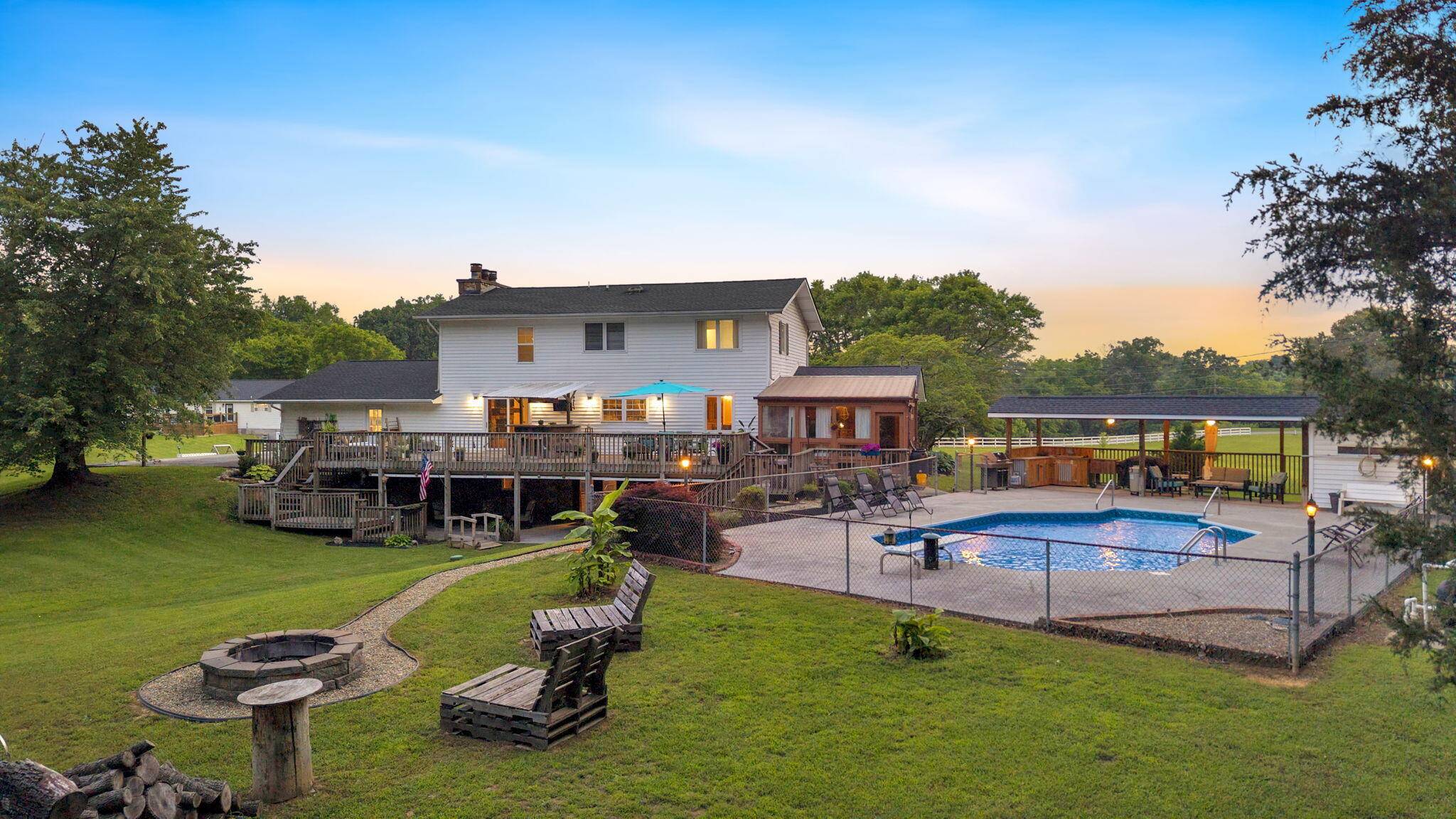 Sevierville, TN 37876,1216 Winding DR