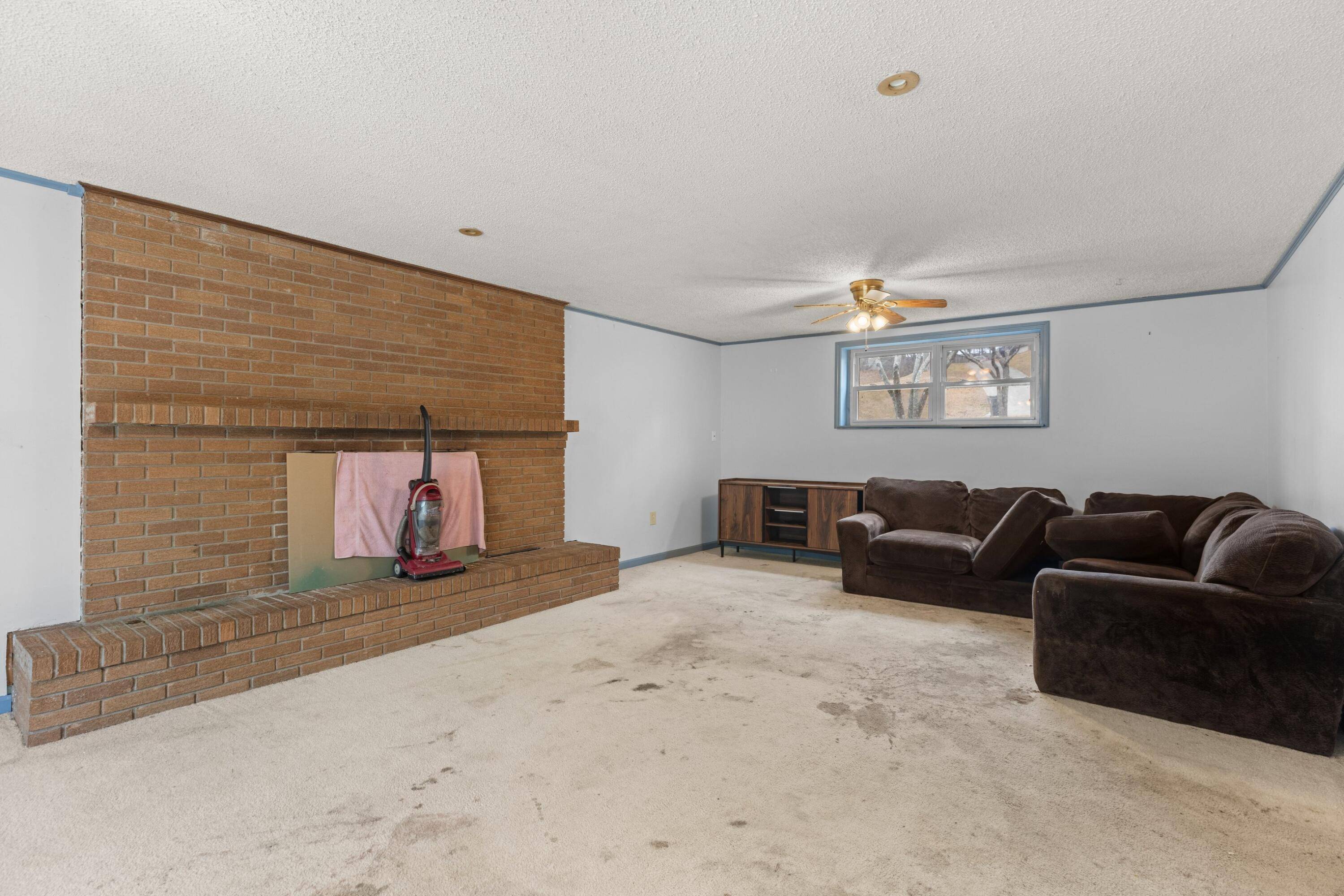 Morristown, TN 37814,781 Fox Trott LN