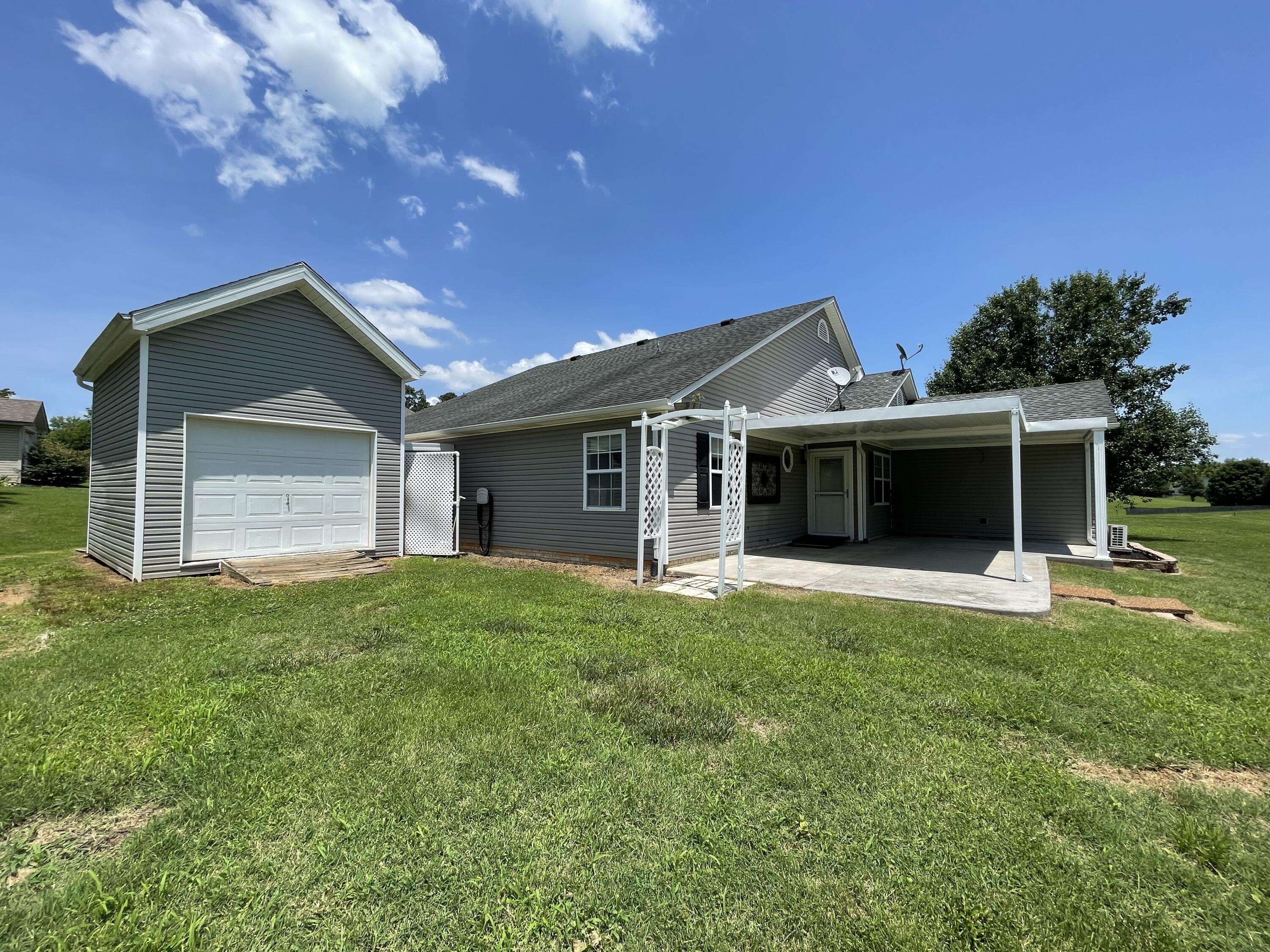 Dandridge, TN 37725,1830 Pheasant Crossing
