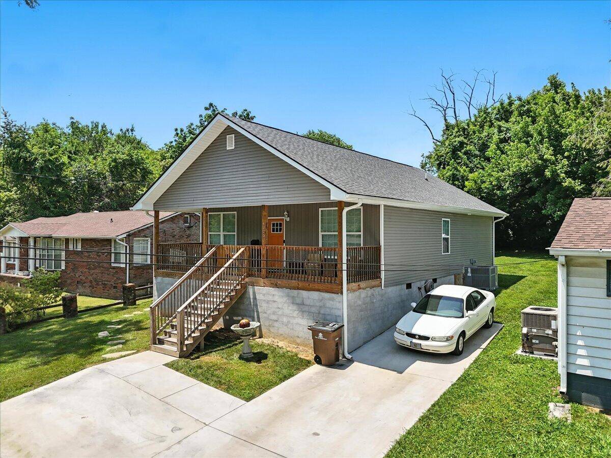 4025 Catalpa AVE, Knoxville, TN 37914