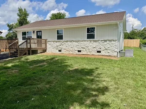 1205 Ledford Ave., Morristown, TN 37813