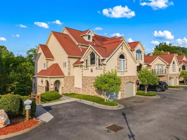 Sevierville, TN 37862,601 River Place WAY #B101