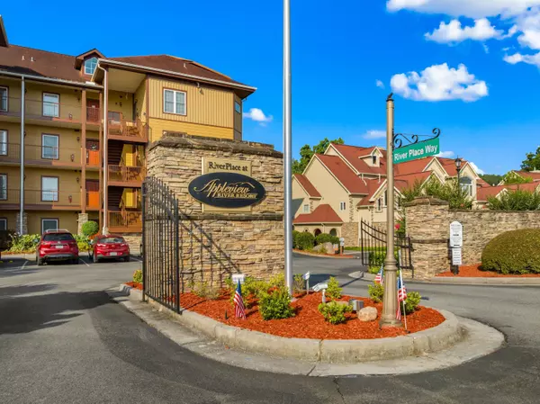 Sevierville, TN 37862,601 River Place WAY #B101