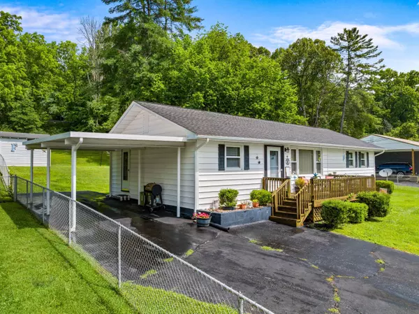 Kingsport, TN 37663,305 Hamilton PL