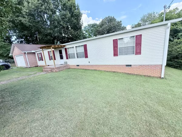 Strawberry Plains, TN 37871,4548 Cherokee DR