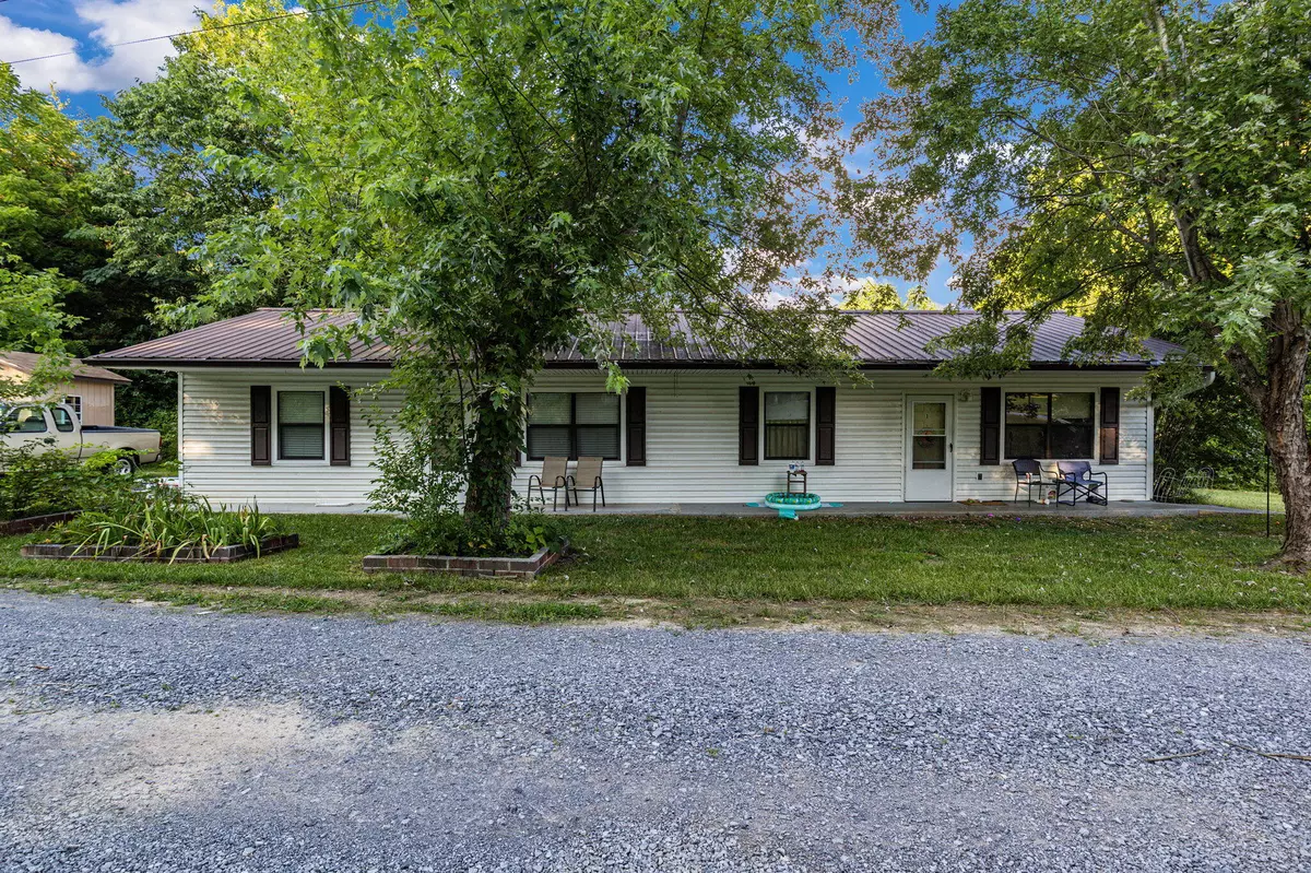 Sevierville, TN 37862,116 Hazel DR