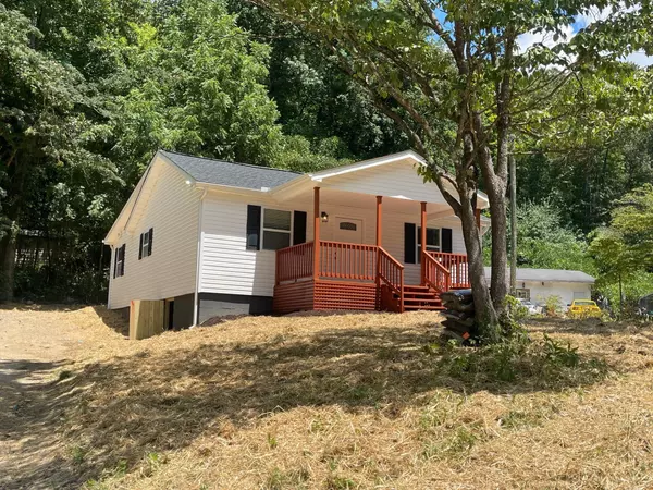 Oliver Springs, TN 37840,214 Walden AVE