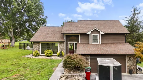 3514 E Atherton LN, Baneberry, TN 37890