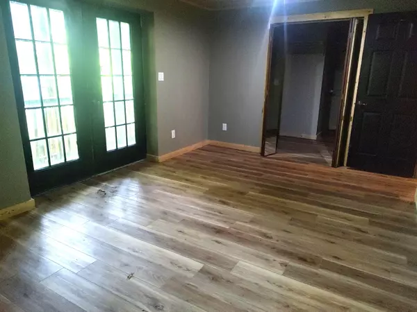 Gatlinburg, TN 37738,1021 Luzerne CT