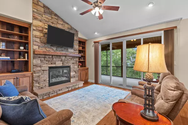 Dandridge, TN 37725,2278 Lower Rinehart RD