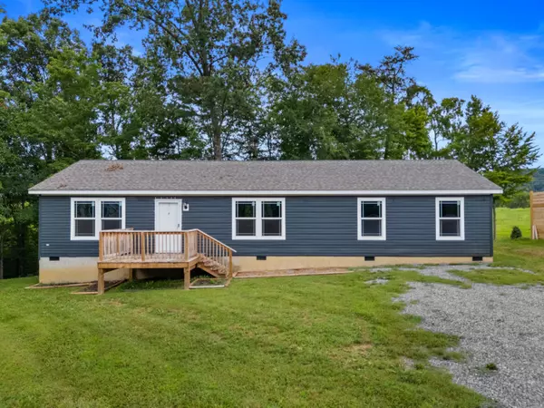 216 Northwood LN, Greeneville, TN 37745