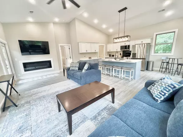 Sevierville, TN 37876,3622 Pittman Center RD