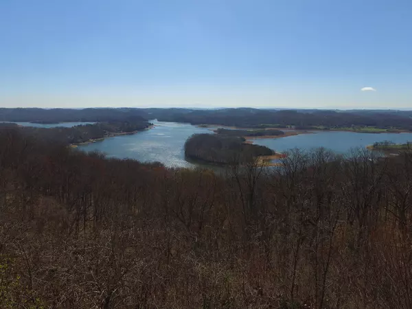 1167 Keetoowah DR, Mooresburg, TN 37811