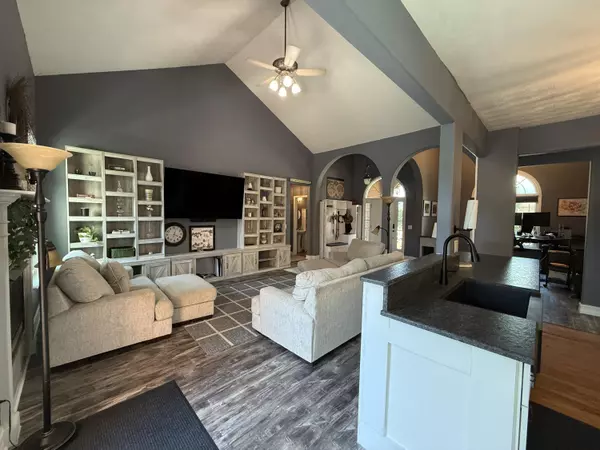 Morristown, TN 37814,302 Kensington DR