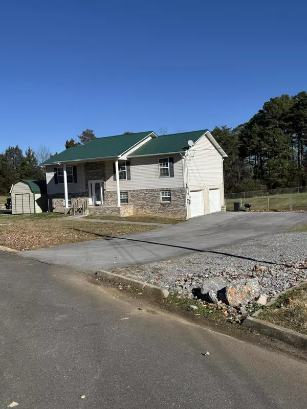 Dandridge, TN 37725,639 KEENE CIR