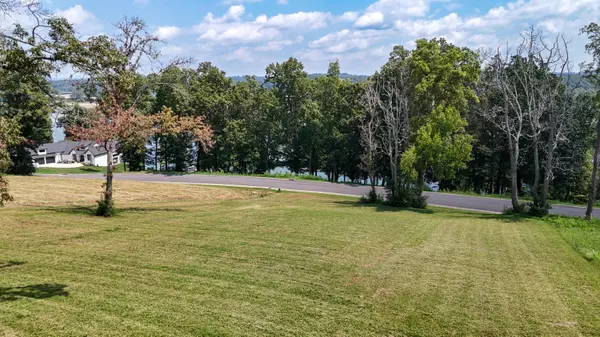 2105 Edgewater Sound, Morristown, TN 37814