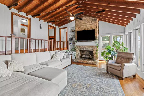 Dandridge, TN 37725,1331 Highway 139