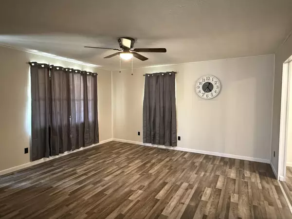 Sneedville, TN 37869,178 Jarvis Street